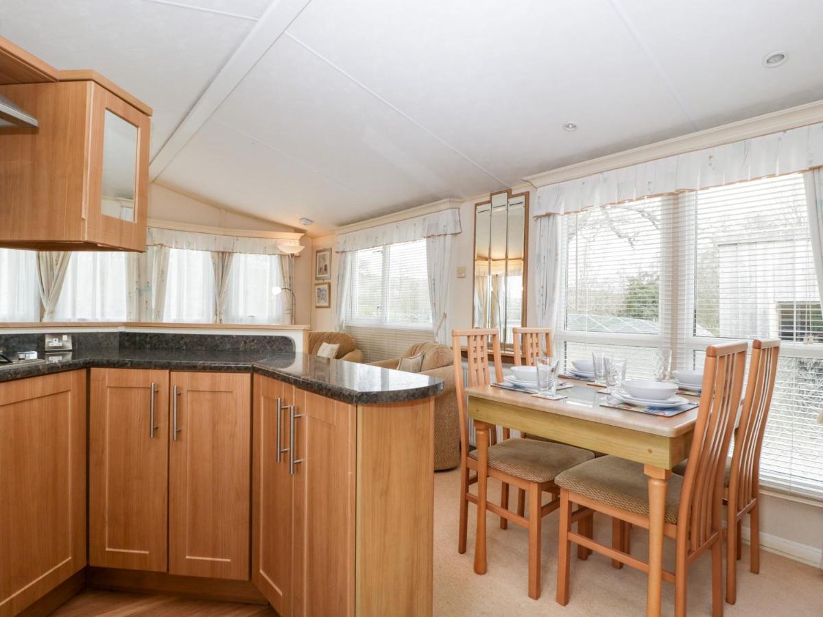 The Hideaway Villa Weymouth Exterior photo