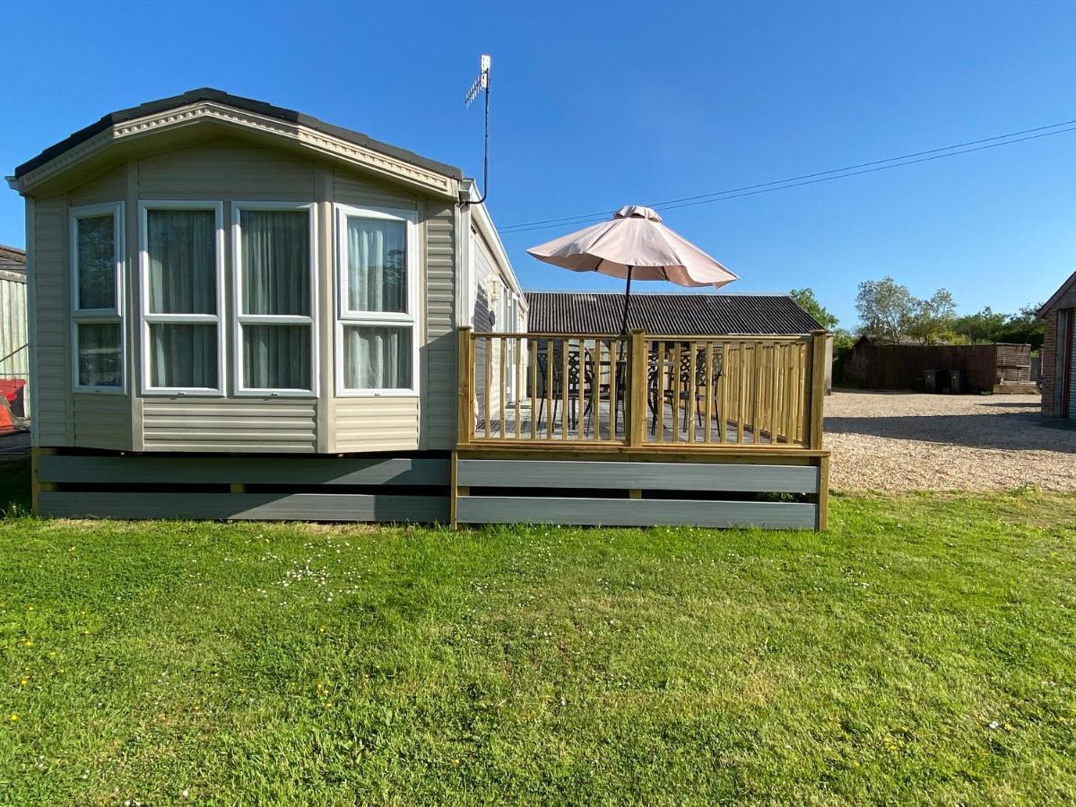 The Hideaway Villa Weymouth Exterior photo
